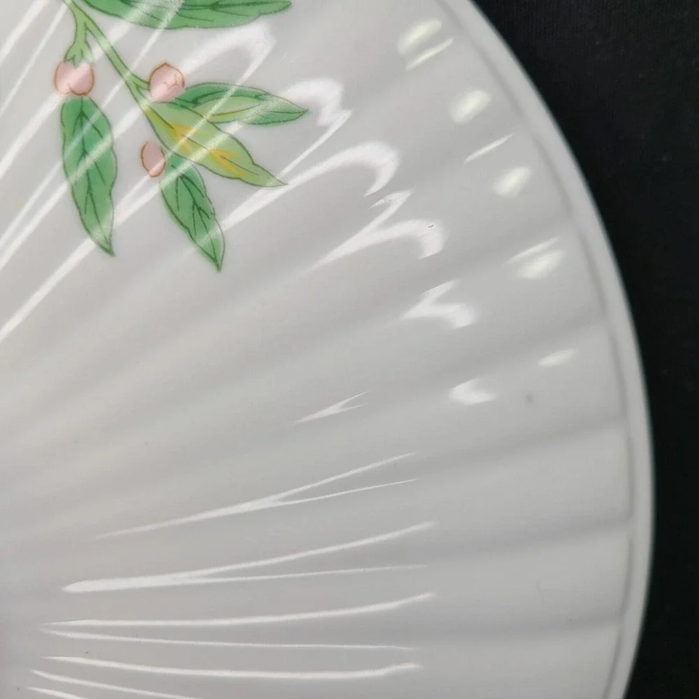 Shafford Covered Casserole Serving Dish Herbs and Spices Ribbed Porcelain‎ Round